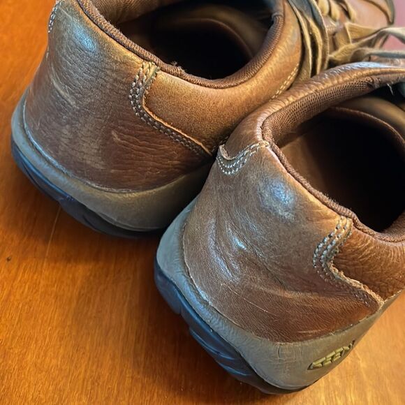 KEEN Women's Presidio Shoe - 9.5 - Picture 2 of 5